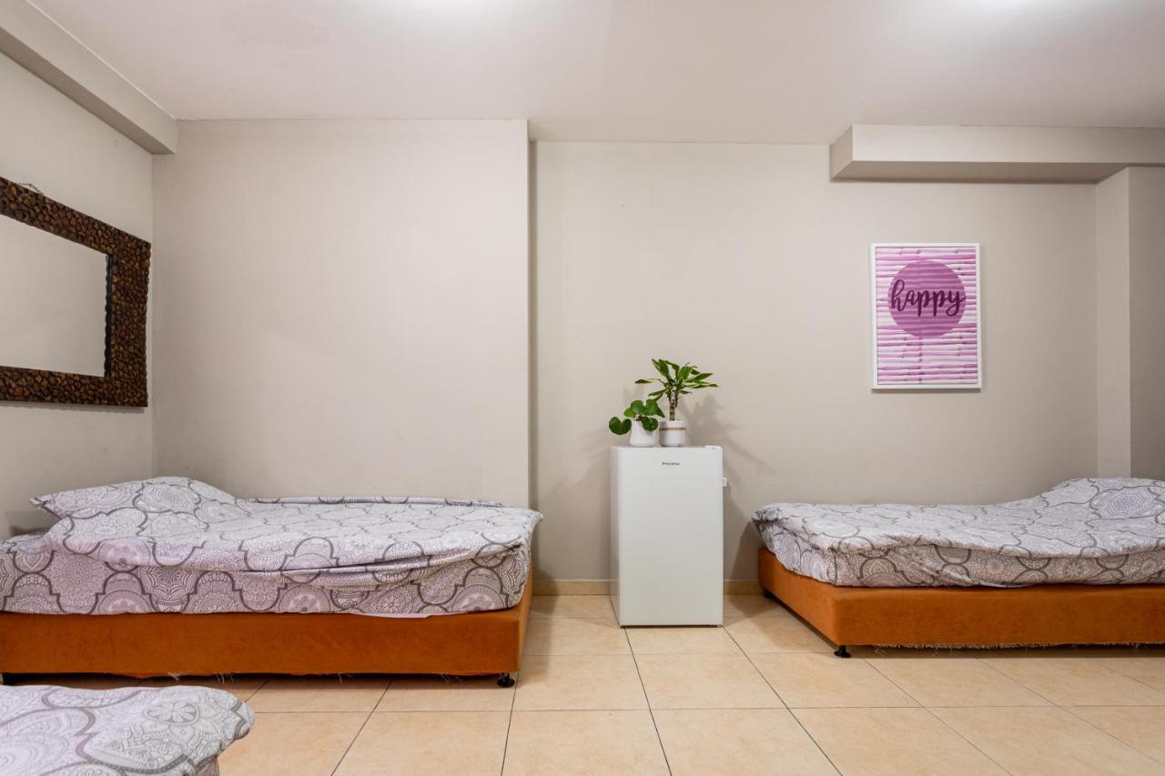 Little Prince Hostel-5 Min Walk To The Beach Eilat Buitenkant foto