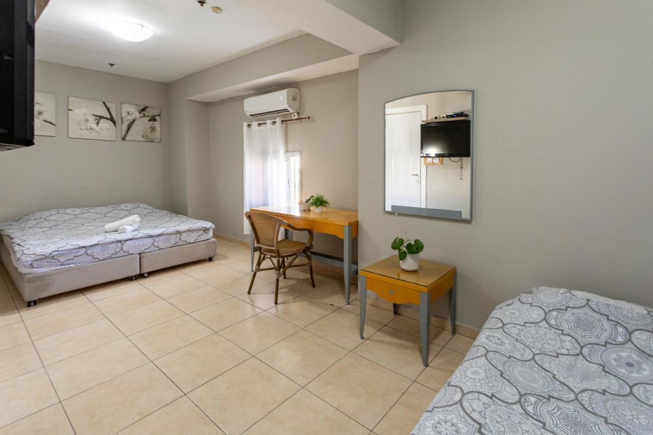 Little Prince Hostel-5 Min Walk To The Beach Eilat Buitenkant foto