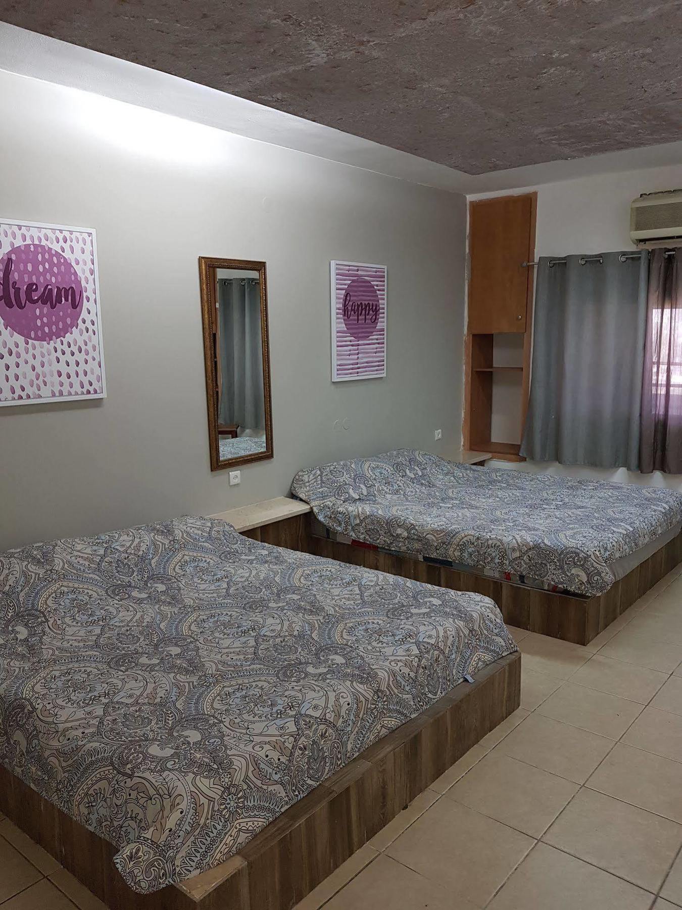 Little Prince Hostel-5 Min Walk To The Beach Eilat Buitenkant foto